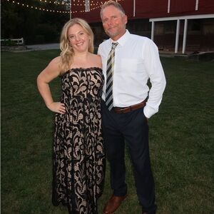 Showpo dress, only wore once for 5 hours! Size XL